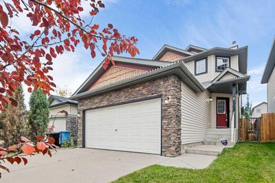 8 Bridleridge Lane Sw, House detached with 3 bedrooms, 3 bathrooms and 4 parking in Calgary AB | Image 3