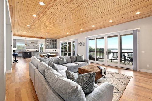 16217 E Highway 12, Rogers, AR, 72756-7307 | Card Image