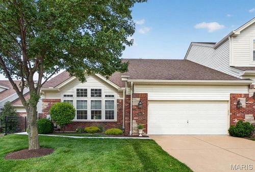 318 Solar Terrace Ct, Chesterfield, MO, 63017-2499 | Card Image