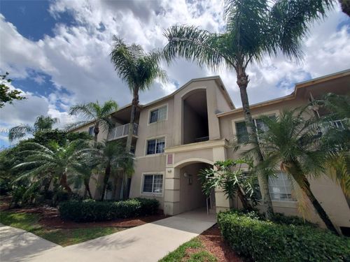 106-5041 Wiles Rd, Coconut Creek, FL, 33073 | Card Image