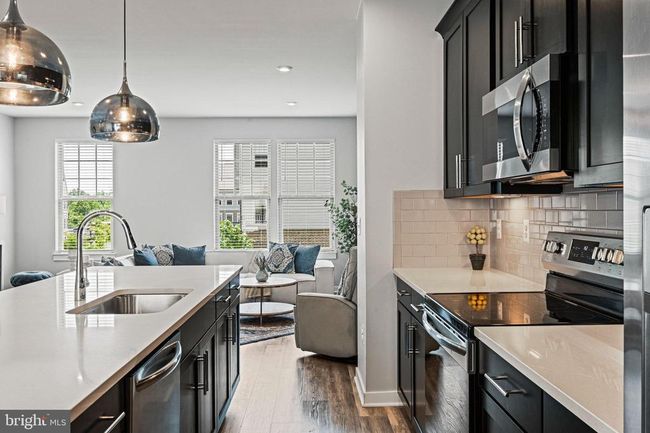 1036 Cantina Ter Se, Townhouse with 4 bedrooms, 4 bathrooms and null parking in LEESBURG VA | Image 11