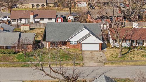 1624 S 108th East Pl, Tulsa, OK, 74128-4833 | Card Image