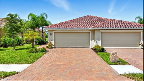 1676 Alameda Dr, Naples, FL, 34120-5702 | Card Image