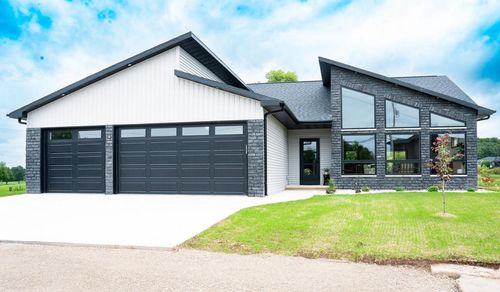 1655 Arnies Court, LEDGEVIEW, WI, 54115 | Card Image