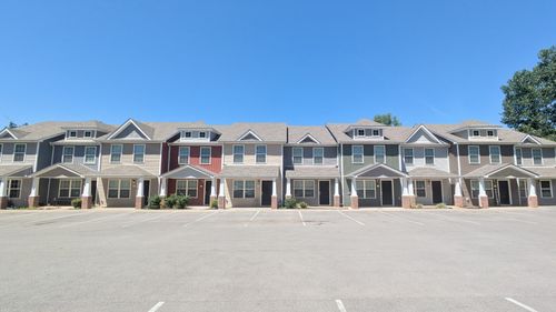 r-955 Big Sky Dr, Clarksville, TN, 37040-2063 | Card Image