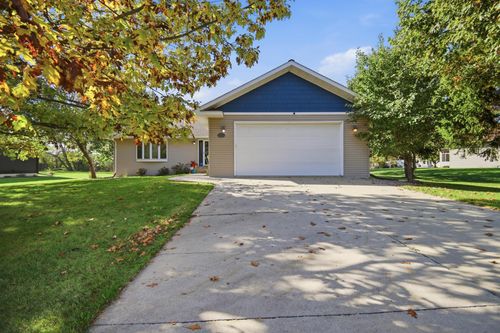 1600 26th St Sw, Austin, MN, 55912-5137 | Card Image
