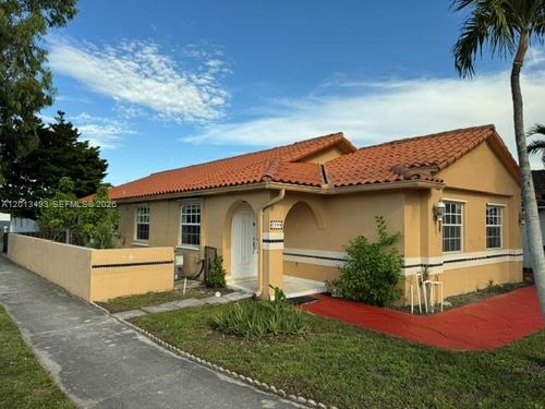 0-7599 W 4th Ct, Hialeah, FL, 33014-4204 | Card Image