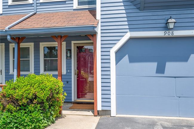 UNIT-908 - 200 Heroux Blvd, Condo with 2 bedrooms, 2 bathrooms and 2 parking in Cumberland RI | Image 7