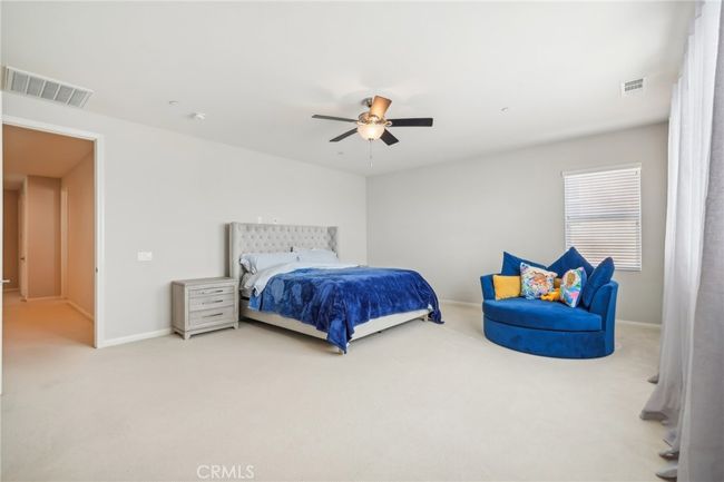 19216 Bension Dr, House other with 6 bedrooms, 4 bathrooms and 2 parking in Santa Clarita CA | Image 16