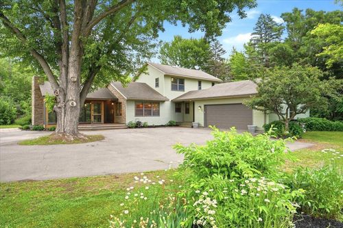 4596 Lilac Ln N, Lake Elmo, MN, 55042-8544 | Card Image