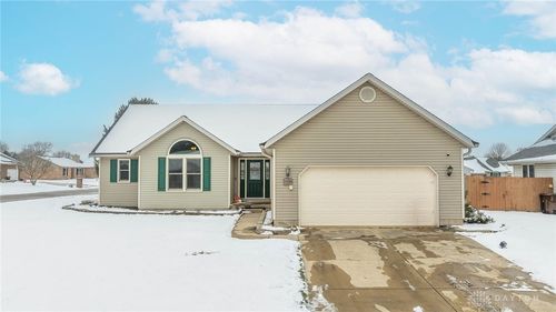 3270 Redbud Dr, Troy, OH, 45373-8843 | Card Image