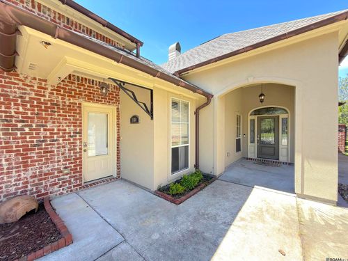 3508 Brookmeade Dr, Baton Rouge, LA, 70816-0928 | Card Image