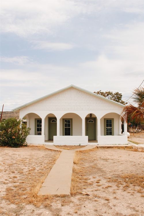 121 E Avenue B, Sanderson, TX, 79848 | Card Image