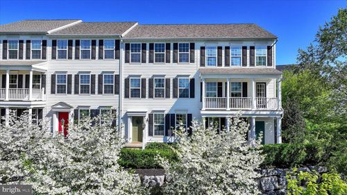 186 N Melhorn Dr, MOUNT JOY, PA, 17552-1163 | Card Image