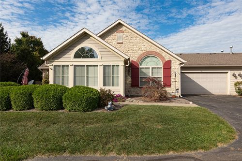 16 Scarborough Village Dr, Dayton, OH, 45458-7100 | Card Image
