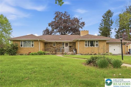 3044 Pennsylvania Street, South Whitehall Twp, PA, 18104 | Card Image
