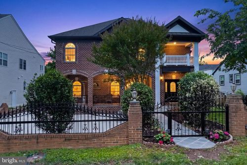 7705 Magarity Rd, FALLS CHURCH, VA, 22043-1203 | Card Image