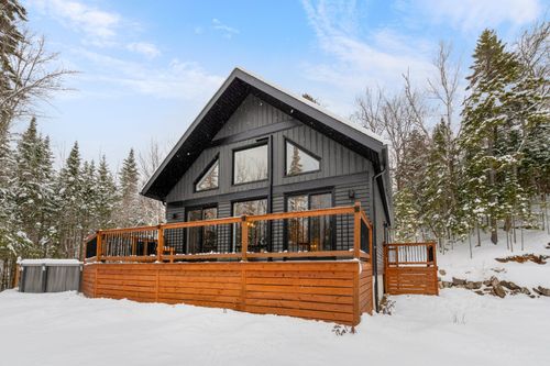 45 Montée De La Source, Sainte Agathe des Monts, QC, J8C2Z7 | Card Image