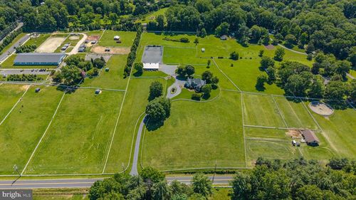 6501 Clifton Rd, CLIFTON, VA, 20124-1406 | Card Image