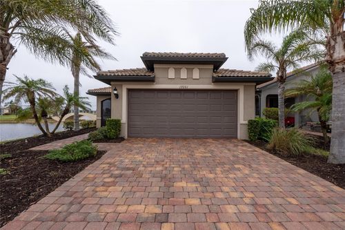19261 Isadora St, VENICE, FL, 34293-4472 | Card Image
