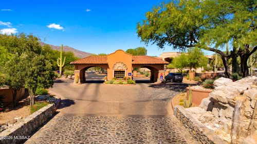 5860 N Bright Star Drive, Tucson, AZ, 85718 | Card Image