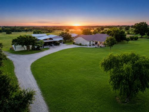 2112 N County Road 810, Alvarado, TX, 76009 | Card Image