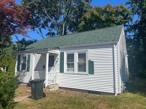 37 3rd St, Swansea, MA, 02777-3231 | Card Image