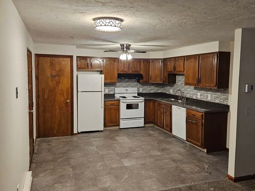 a-15 Houghton St, Worcester, MA, 01604-3858 | Card Image