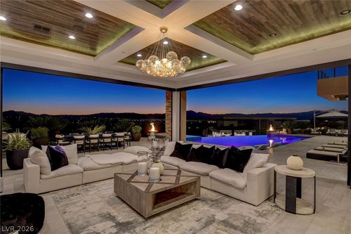 1602 Villa Rica Dr, Henderson, NV, 89052-4152 | Card Image