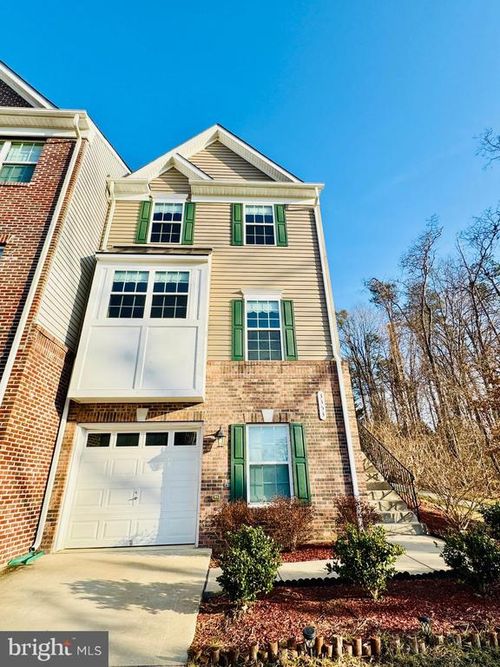 3353 Broker Ln, WOODBRIDGE, VA, 22193-8510 | Card Image