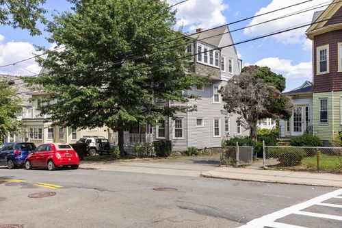 78 Brooks St, Boston, MA, 02135 | Card Image
