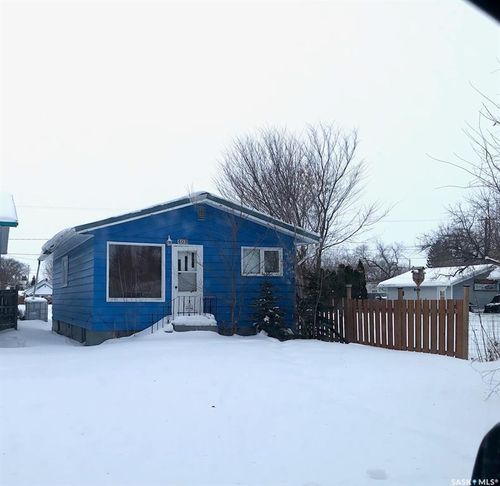 408 1 Ave W, Buchanan, SK, S0A0L1 | Card Image