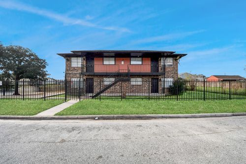 4-1320 Griffin St, Houston, TX, 77009-1520 | Card Image