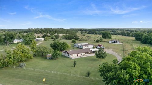 963 W North Ave, Lampasas, TX, 76550-1654 | Card Image
