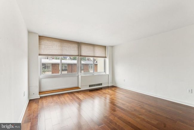 APT-113 - 604 S Washington Sq, Condo with 0 bedrooms, 1 bathrooms and null parking in PHILADELPHIA PA | Image 4