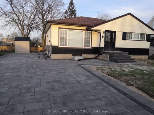 main-8 Frederick St, Saint Catharines, ON, L2S2S2 | Card Image