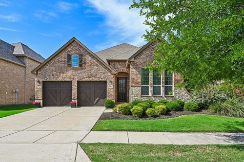 821 Patio St, Aubrey, TX, 76227-1485 | Card Image