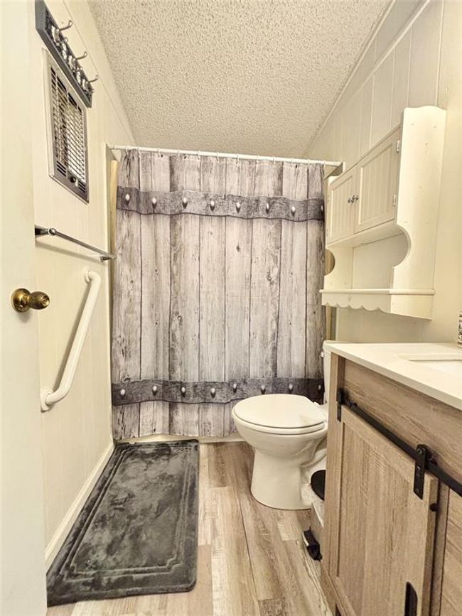 491 Carancahua Blvd, House other with 2 bedrooms, 1 bathrooms and 2 parking in Palacios TX | Image 15