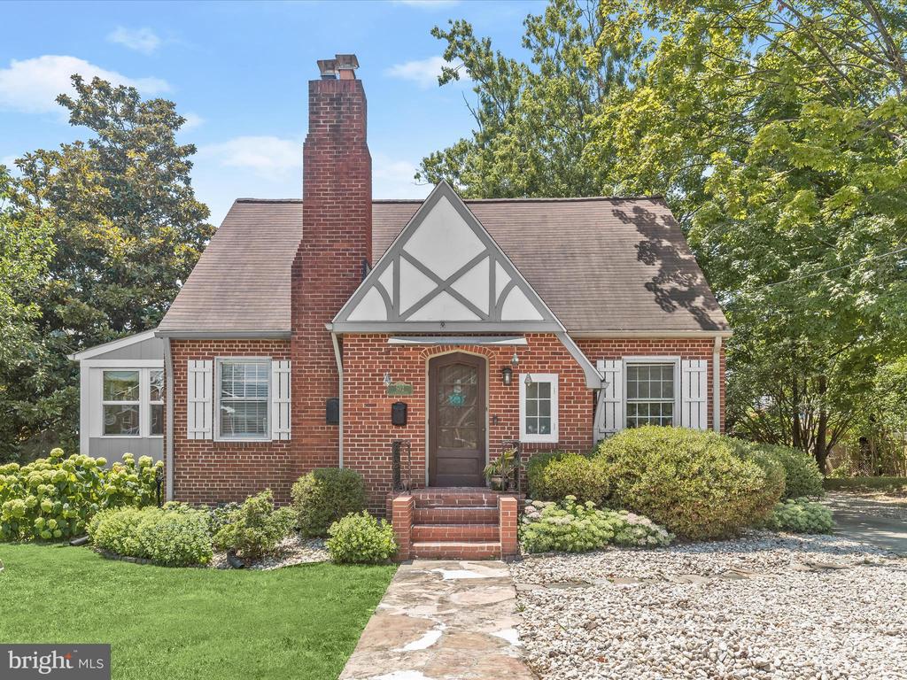 Talbott Ave, Laurel, MD 20707