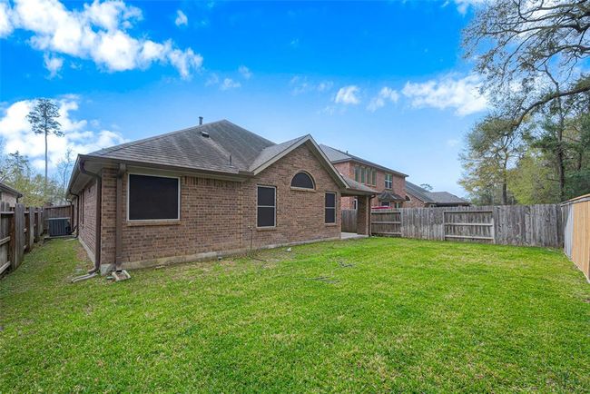 4914 Woodbury Mill Dr, House other with 4 bedrooms, 2 bathrooms and 2 parking in Spring TX | Image 35