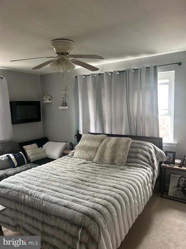 2927 Line St, Townhouse with 3 bedrooms, 1 bathrooms and null parking in CAMDEN NJ | Image 7