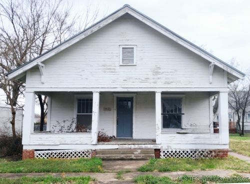 906 Rogers Ave, Pawhuska, OK, 74056-3069 | Card Image