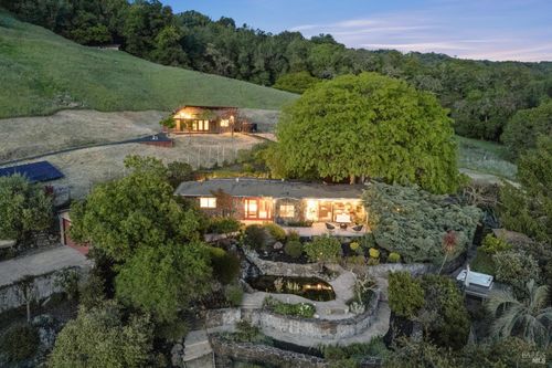 6960 Round Oak Road, Penngrove, CA, 94951 | Card Image