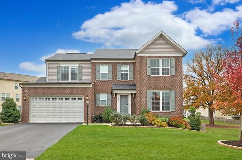 9587 Kimbleton Hall Loop, MANASSAS PARK, VA, 20111-7239 | Card Image