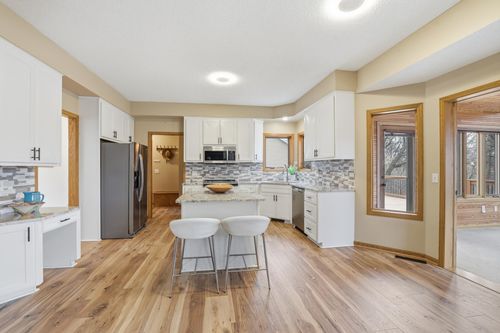 20355 Jupiter Way, Lakeville, MN, 55044-7829 | Card Image