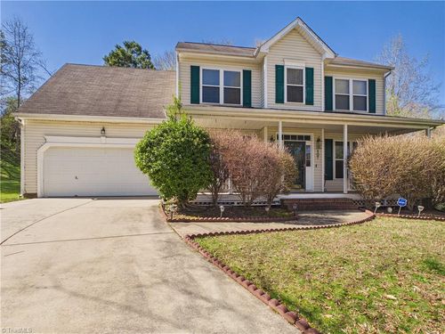 107 Farriers Ln, Jamestown, NC, 27282-8947 | Card Image