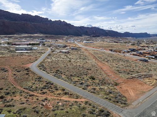 i-2287 Resource Blvd, Moab, UT, 84532-3406 | Card Image