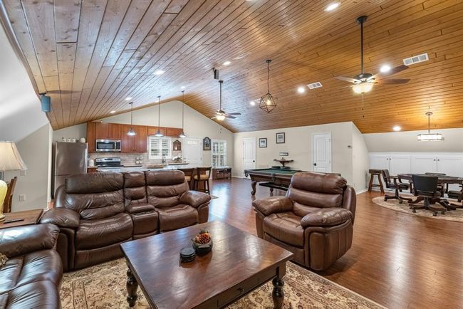 535 Hunter Dr, House other with 2 bedrooms, 2 bathrooms and 5 parking in Cleveland TX | Image 7