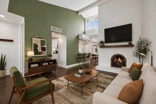 233-5916 Sandhurst Ln, Dallas, TX, 75206-4749 | Card Image