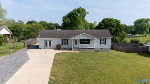 3957 Beulah Rd, Boaz, AL, 35957-5617 | Card Image